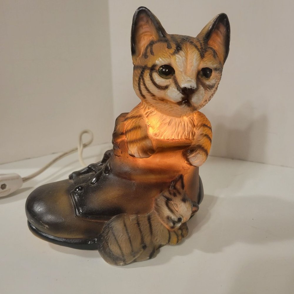 Vintage OMC Taiwan  Ceramic Tabby Cat & Kitten in Boot Small Light